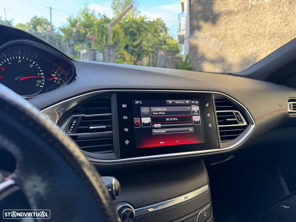 Peugeot 308 SW - 12