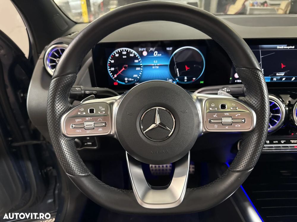 Mercedes-Benz GLA - 17