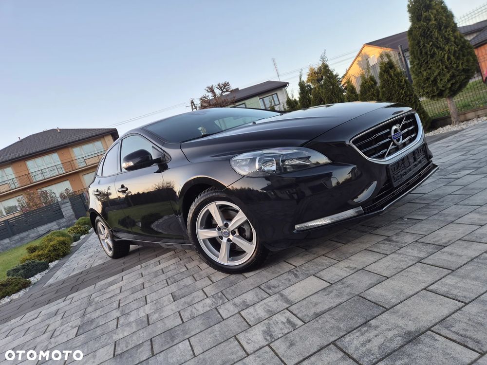 Volvo V40 D2 - 1