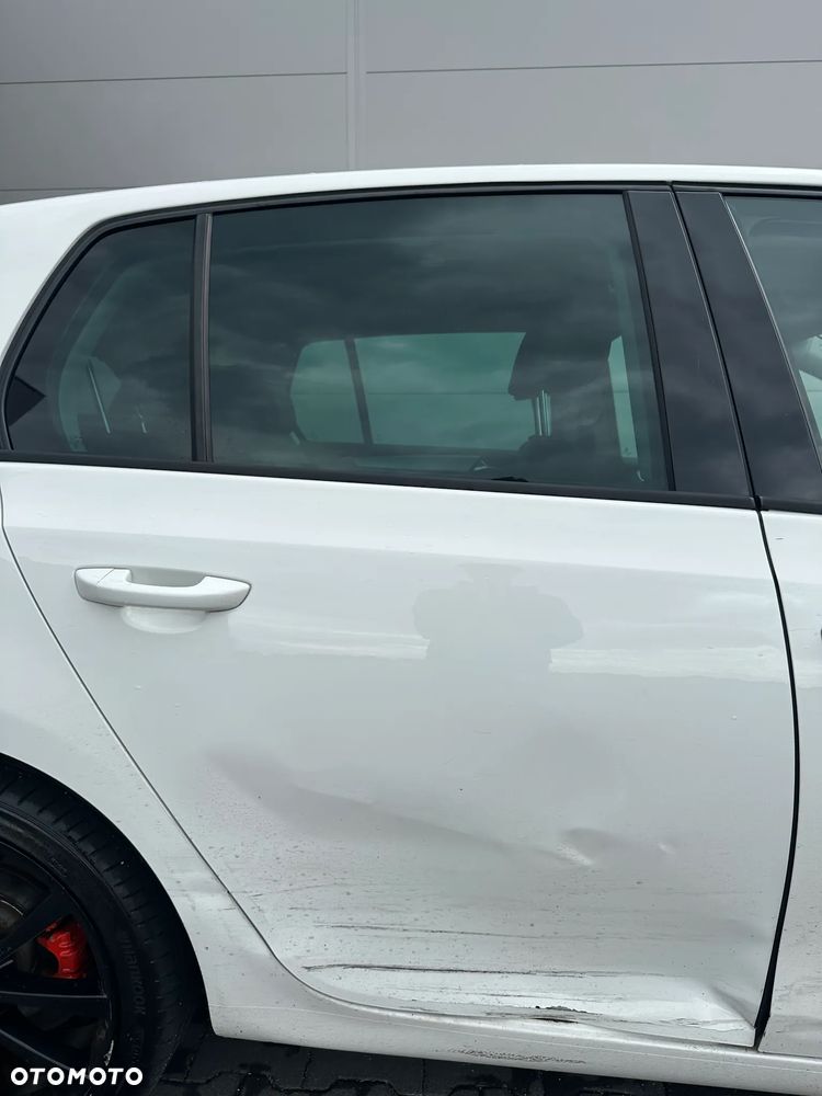 Volkswagen Golf 1.6 TDI Highline - 7