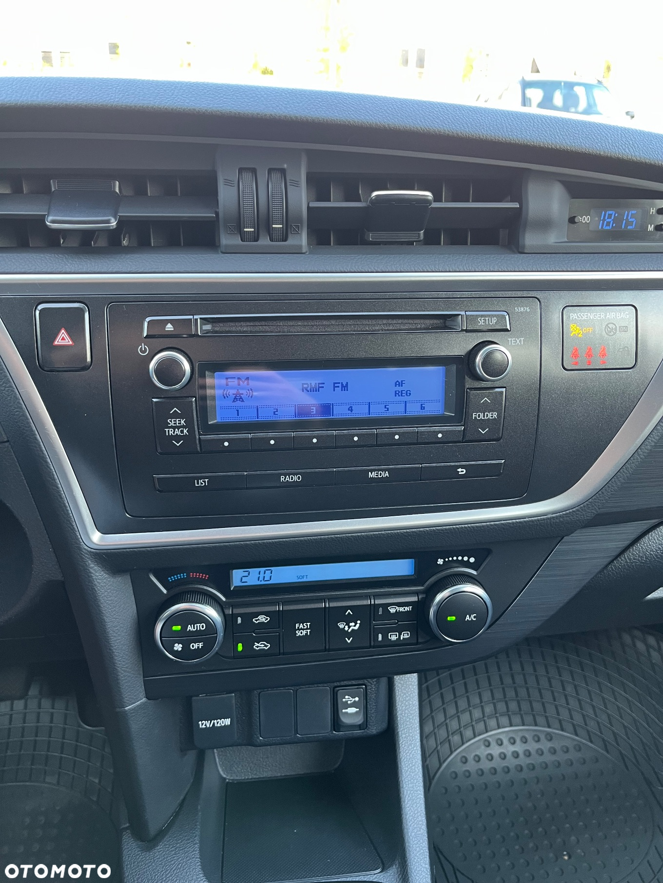 Toyota Auris 1.33 VVT-i Comfort - 30