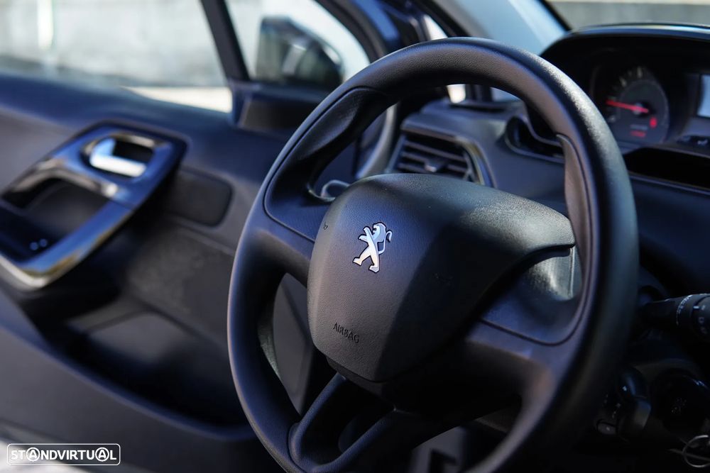 Peugeot 208 1.2 PureTech Style - 40