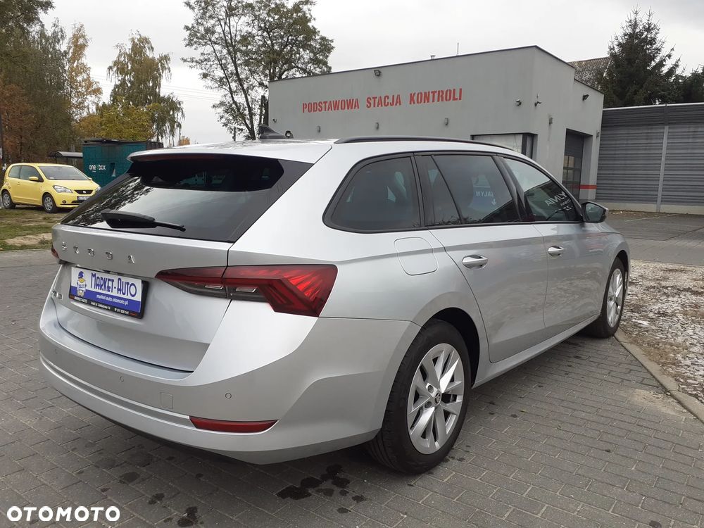 Skoda Octavia 1.5 TSI ACT Ambition - 6