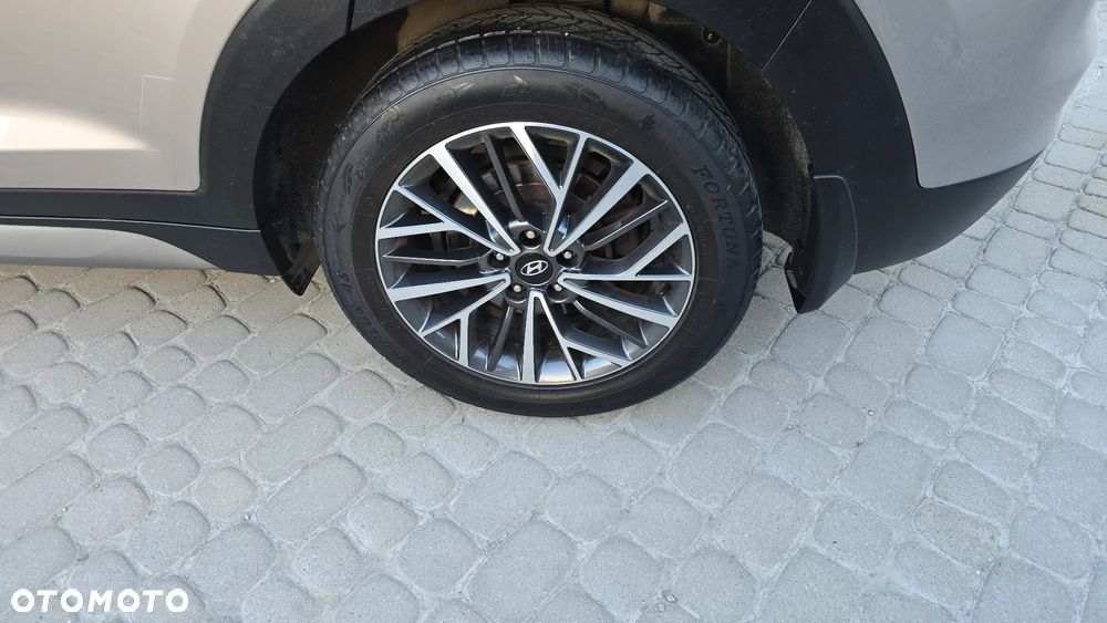 Hyundai Tucson 1.6 GDi 2WD Select - 31