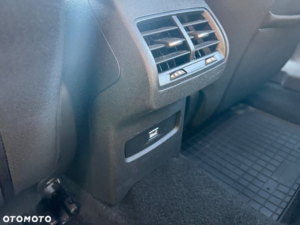 Citroën C4 1.2 PureTech Feel Pack S&S EAT8 - 28