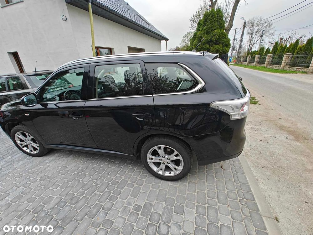 Mitsubishi Outlander 2.0 Intense 2WD - 15