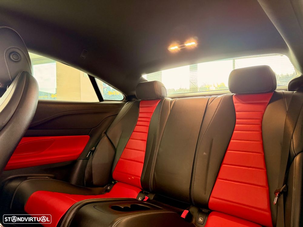 Mercedes-Benz E 220 d AMG Line - 8