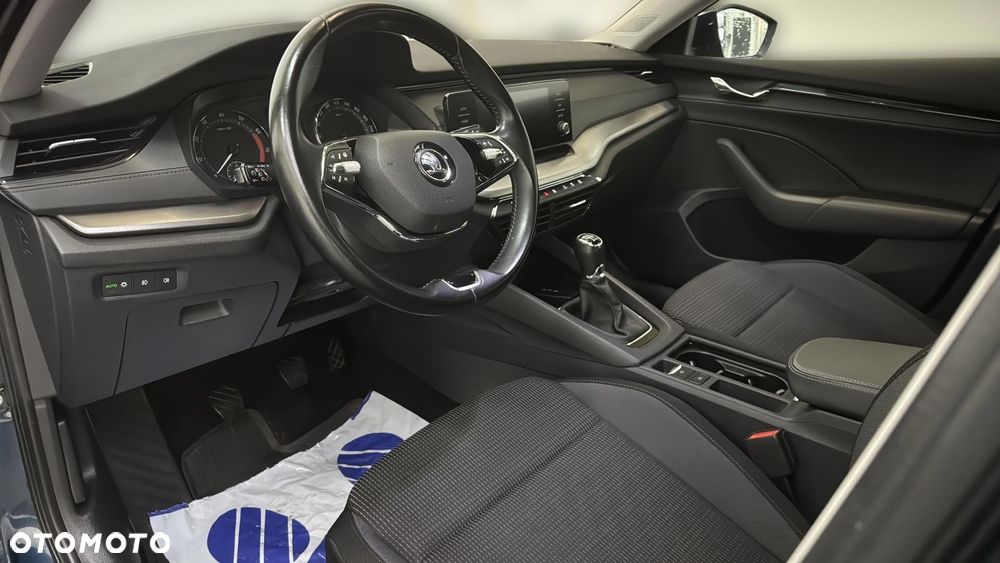 Skoda Octavia 1.5 TSI ACT Ambition - 10