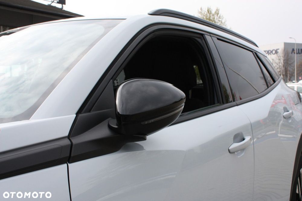 Peugeot 2008 1.2 PureTech Allure S&S EAT8 - 31