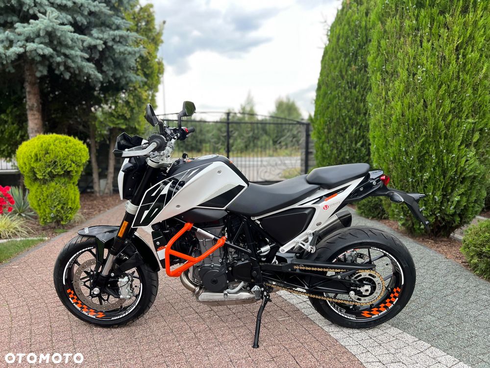 KTM Duke - 23