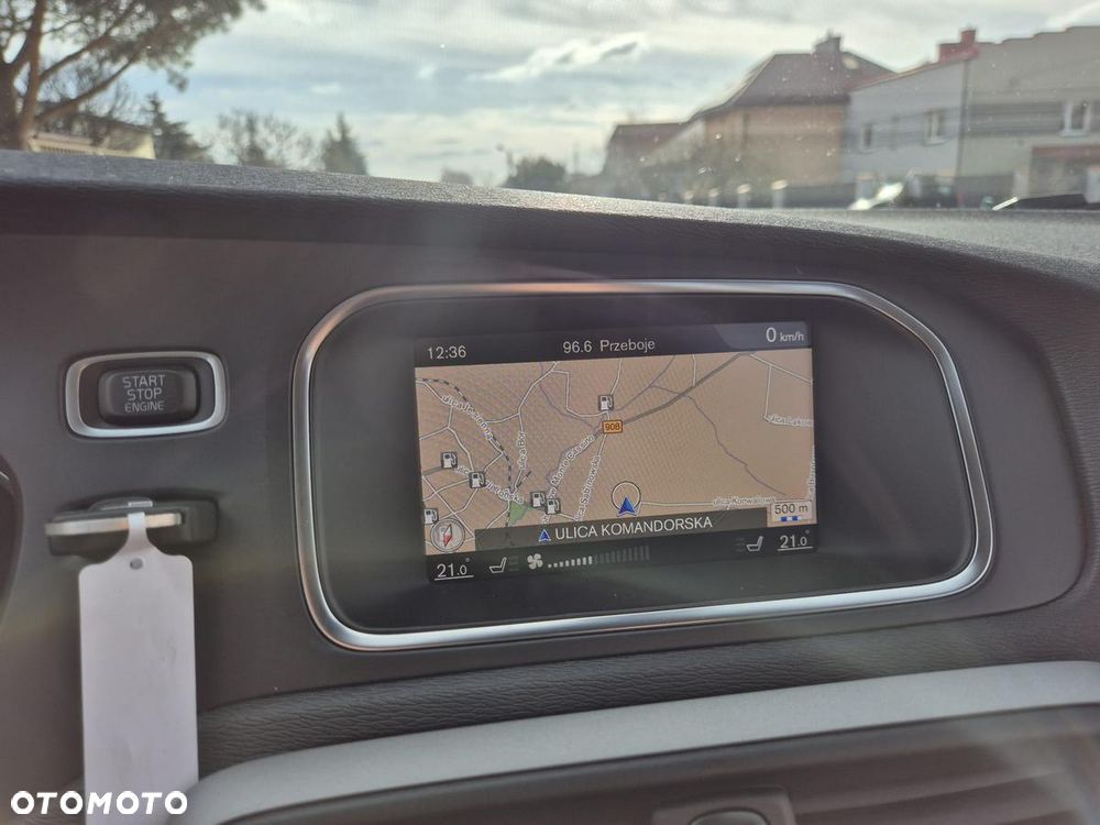 Volvo V40 T2 Kinetic - 16