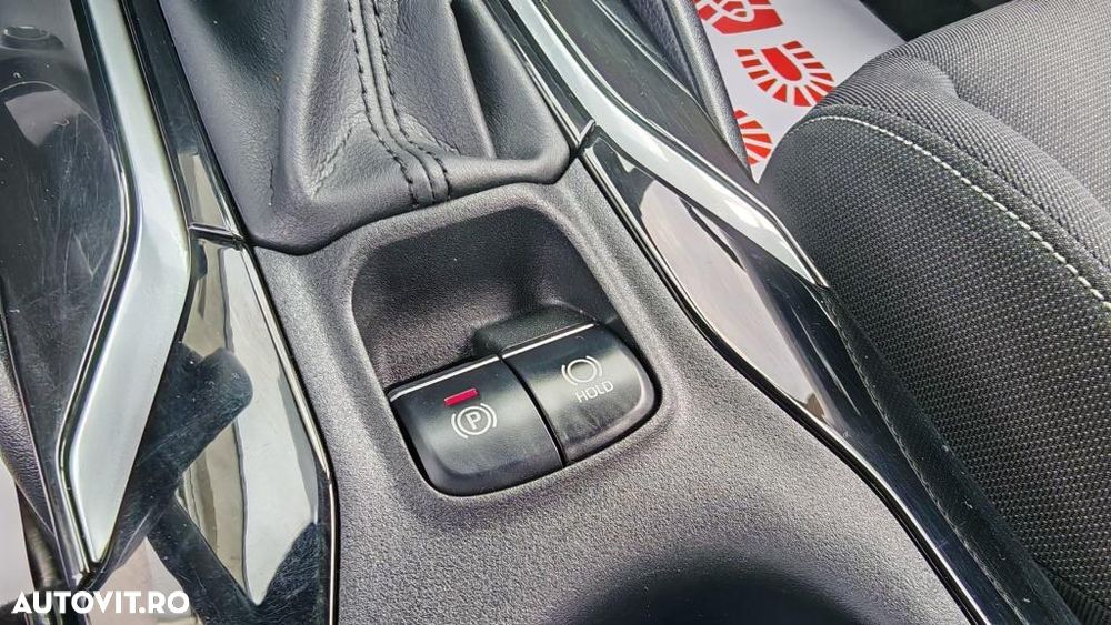 Toyota Corolla 1.8 Hybrid Comfort - 17