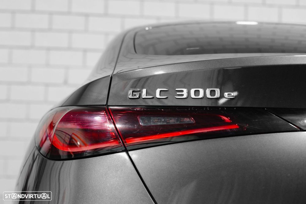 Mercedes-Benz GLC 300 e Coupe 4Matic 9G-TRONIC Edition AMG Line - 48