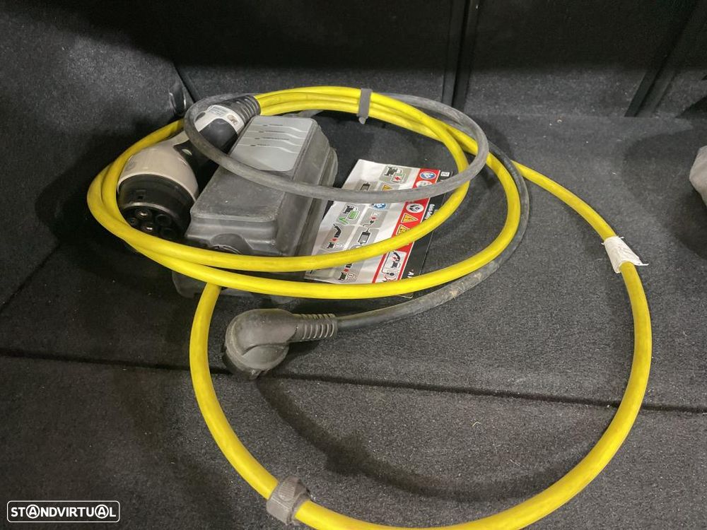 BMW 320 e Pack Essence Auto - 11