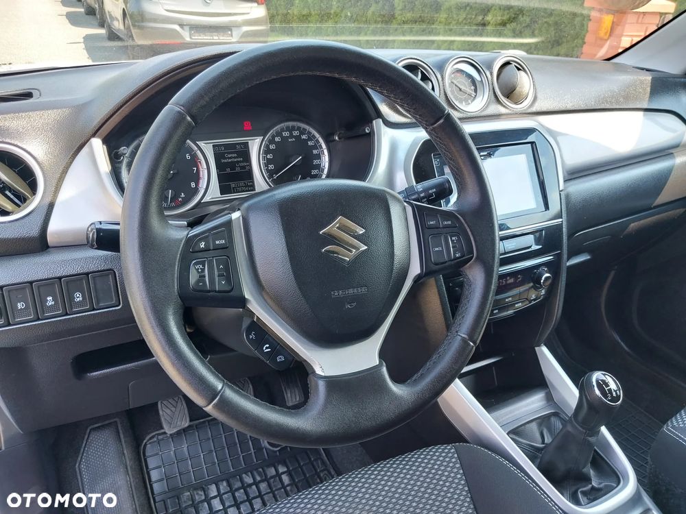 Suzuki Vitara - 14