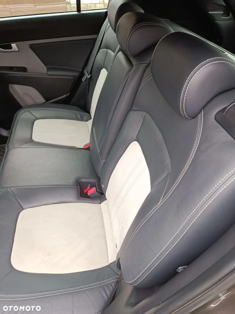 Kia Sportage 1.7 CRDI Business Line 2WD - 8