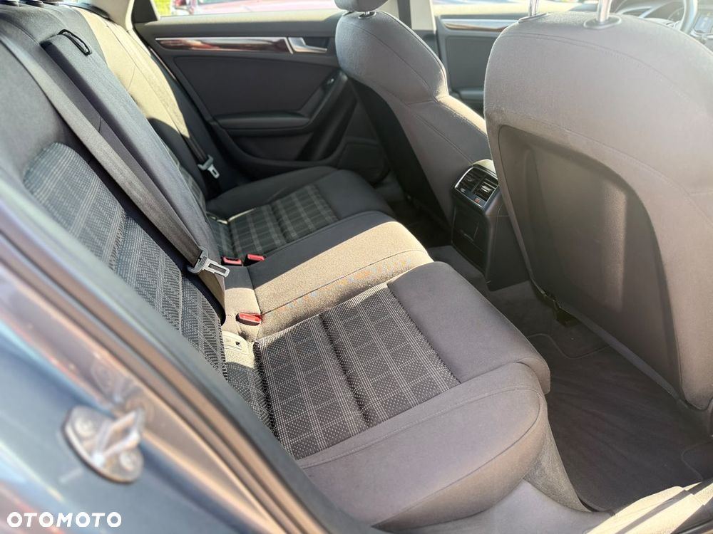 Audi A4 Avant 1.8 TFSI Ambition - 23