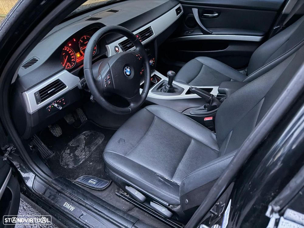 BMW 318 d Sport Line - 6