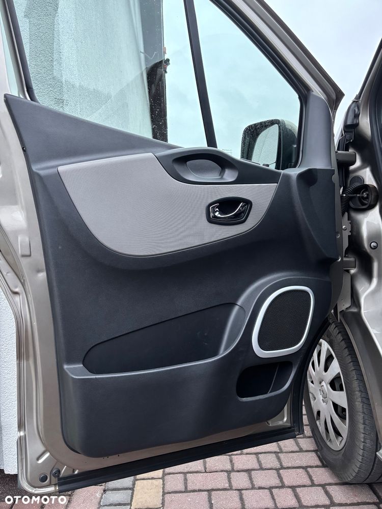 Renault Trafic 1.6 dCi - 13