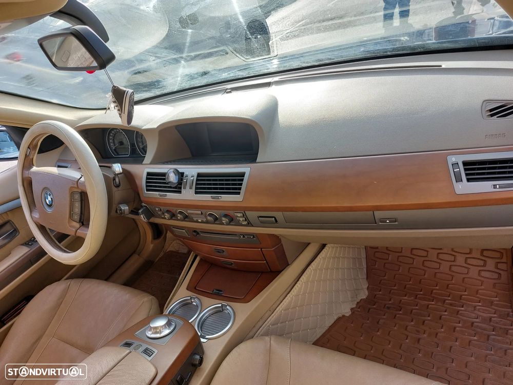 BMW 735 i LA - 9