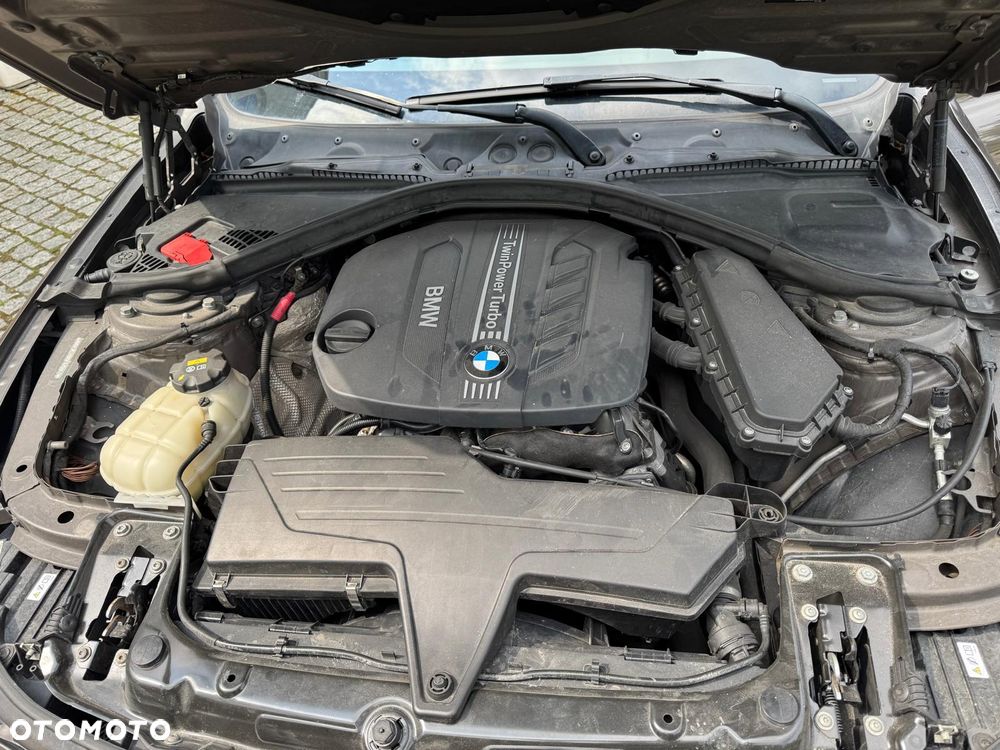 BMW Seria 3 - 17