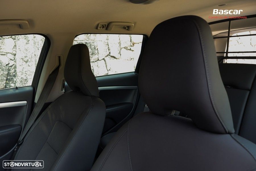 Volvo XC 70 D4 Geartronic Black Line - 21