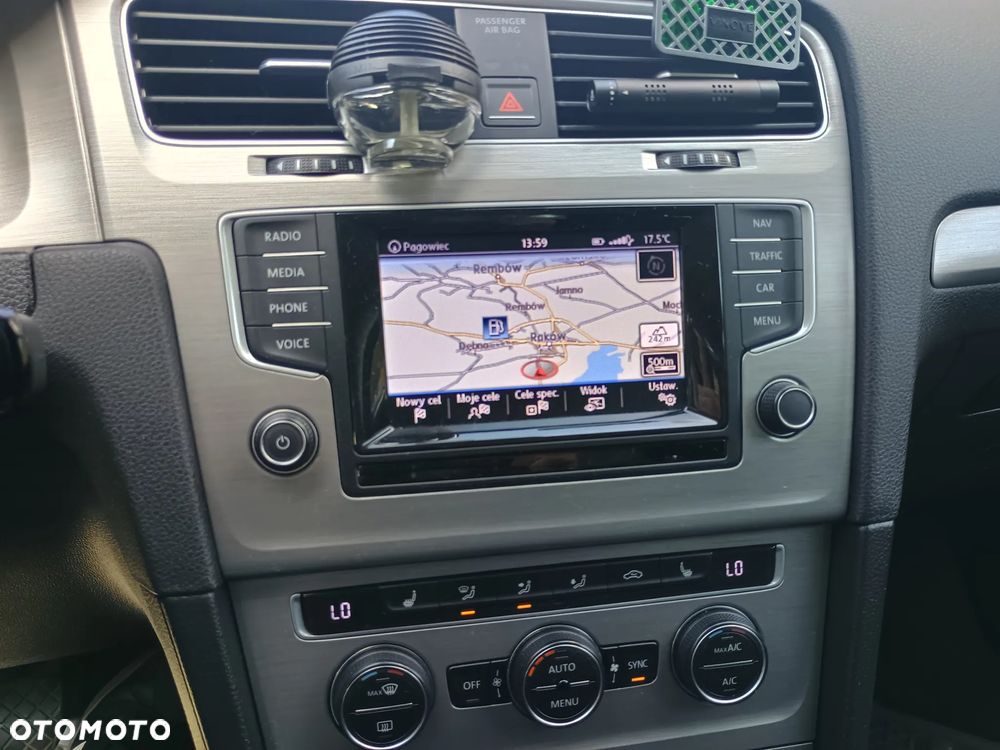 Volkswagen Golf 1.6 TDI BlueMotion Comfortline - 13