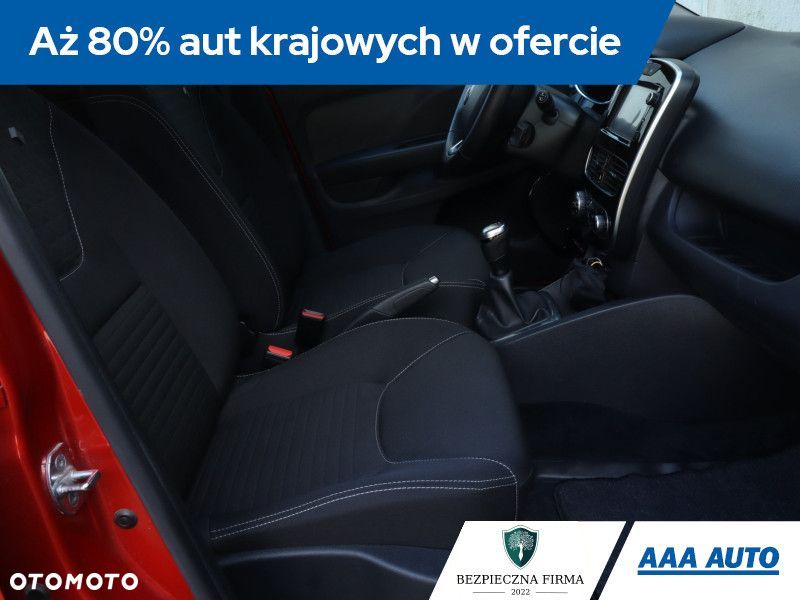 Renault Clio - 11
