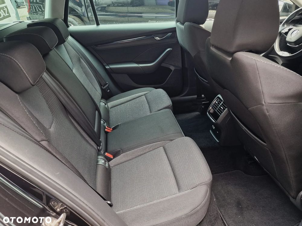 Skoda Octavia 2.0 TDI Tour - 21