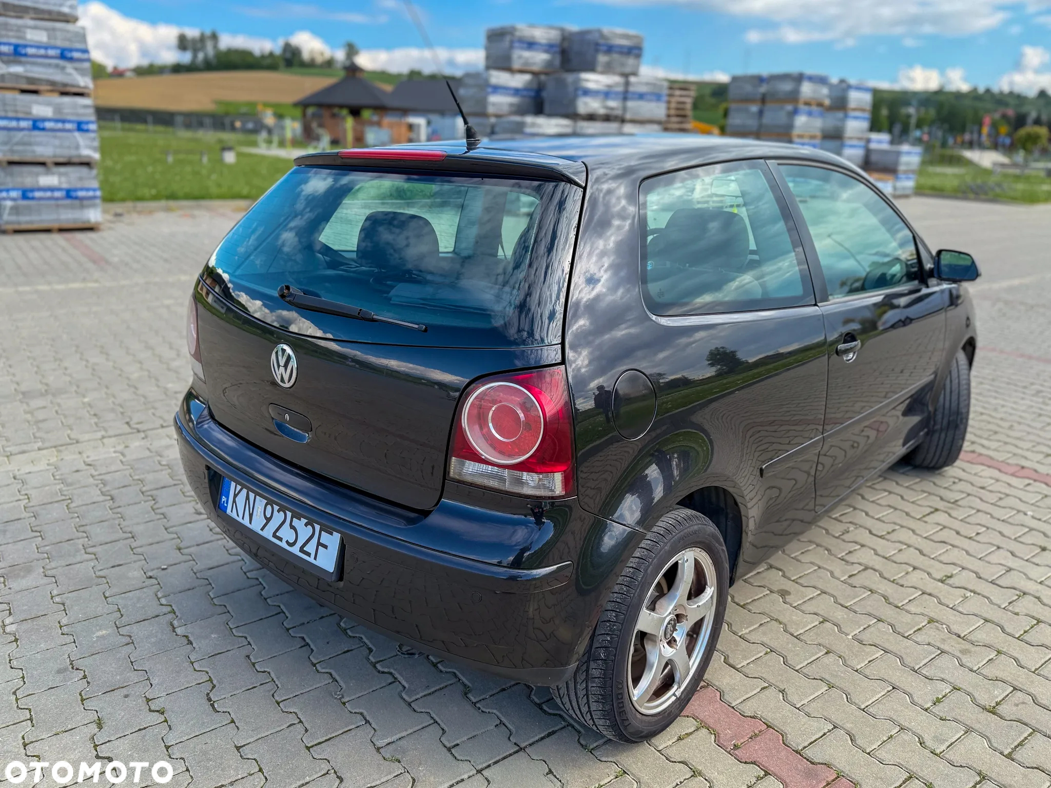 Volkswagen Polo 1.4 16V Trendline - 3