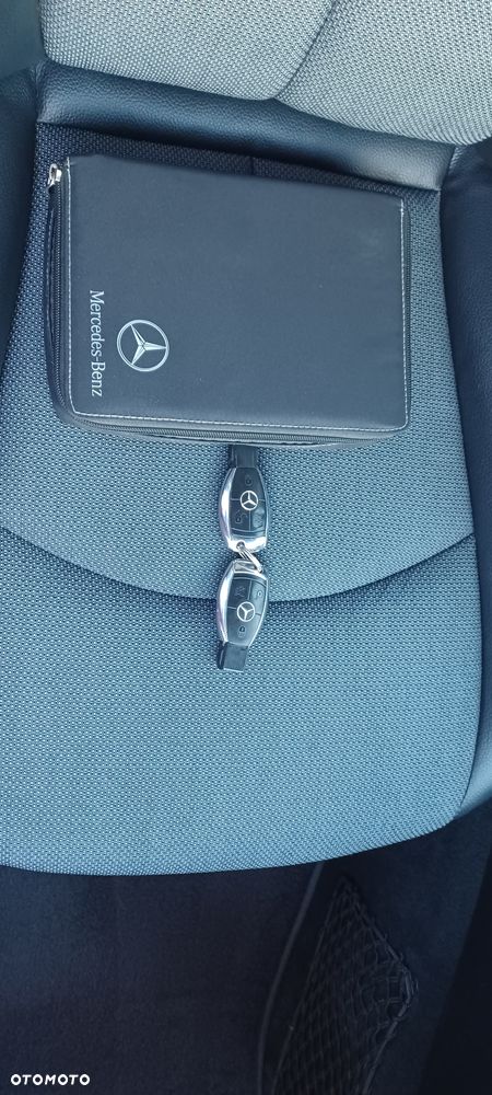 Mercedes-Benz Klasa E 200 Kompressor Avantgarde - 31