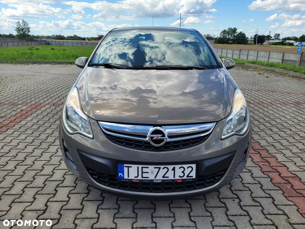 Opel Corsa 1.2 16V Cosmo - 30