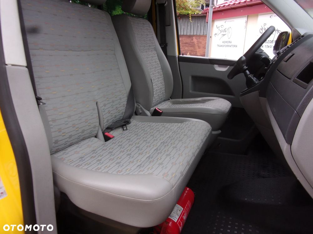 Volkswagen Transporter - 28