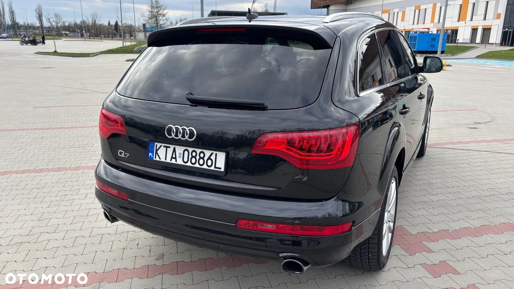 Audi Q7 3.0 TFSI Quattro Tiptronic - 8