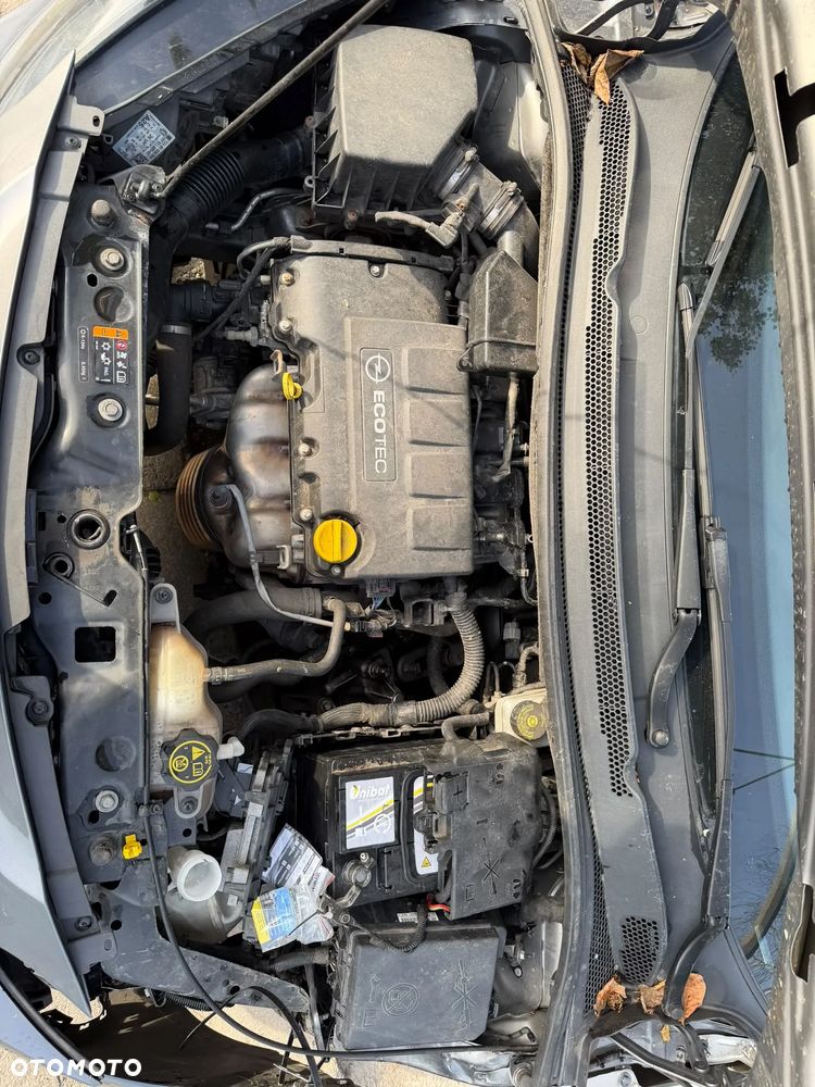 Opel Corsa 1.4 Enjoy - 12