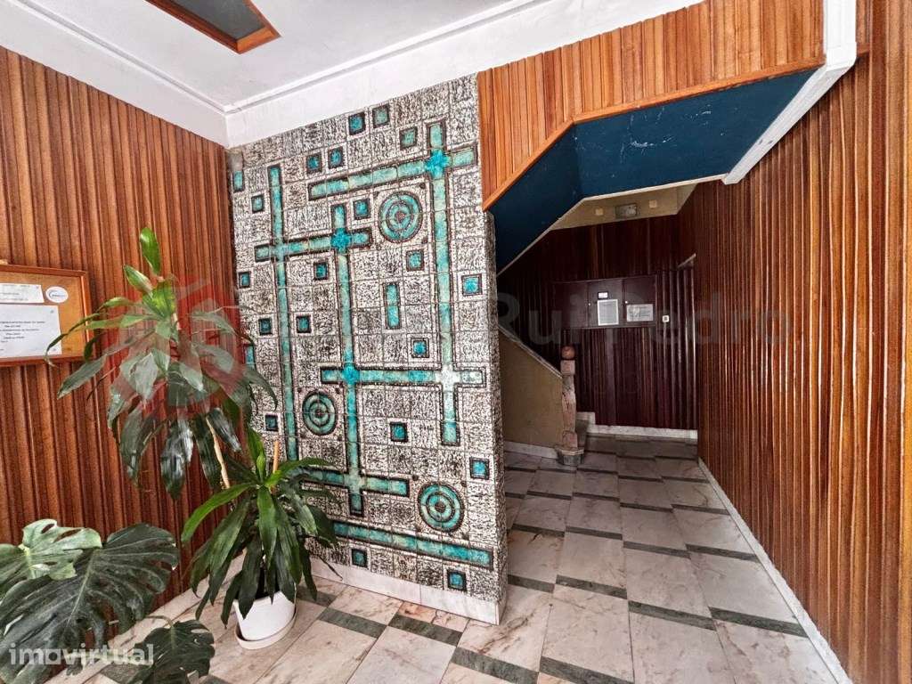 APARTAMENTO T3 PARA ARRENDAMENTO, LARANJEIRO, EXCELENTE LOCALIZAÇÃO - Grande imagem: 2/23