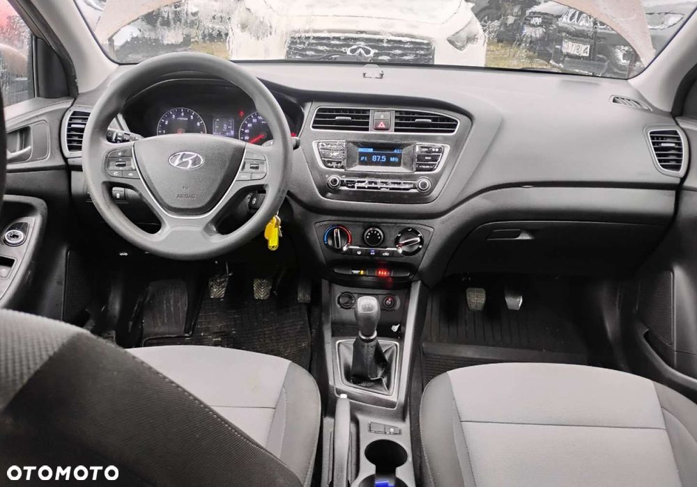 Hyundai i20 - 7
