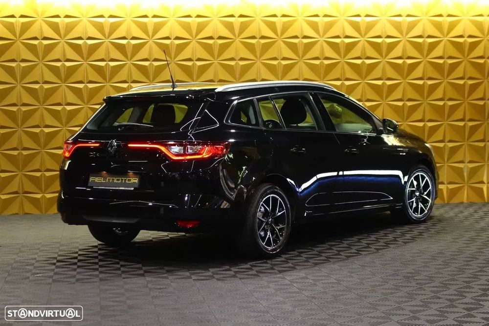 Renault Mégane Sport Tourer 1.5 Blue dCi Equilibre - 8