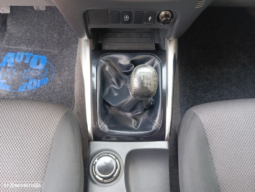 Mitsubishi L200 2.4 DI-D CD Instyle Strakar 4WD - 14