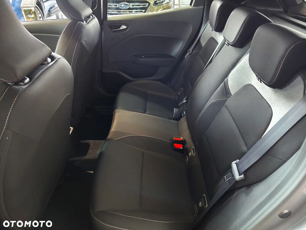 Mitsubishi Colt 1.0T Invite Style Cold - 8