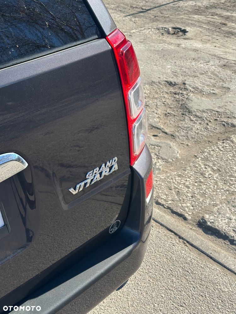 Suzuki Grand Vitara 1.9 DDiS De Luxe - 10