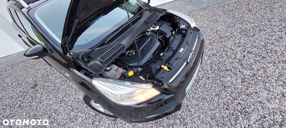 Ford Kuga 1.6 EcoBoost 2x4 Trend - 31