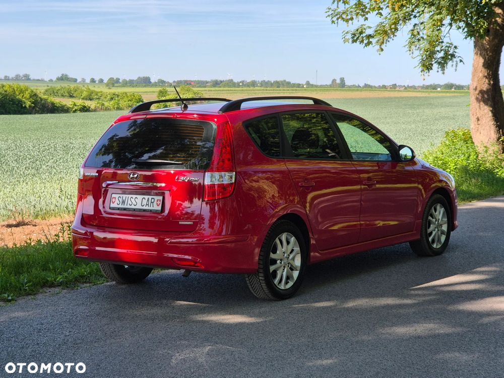 Hyundai i30 i30cw 1.6 Edition Plus - 9