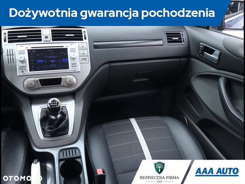 Ford Kuga - 9
