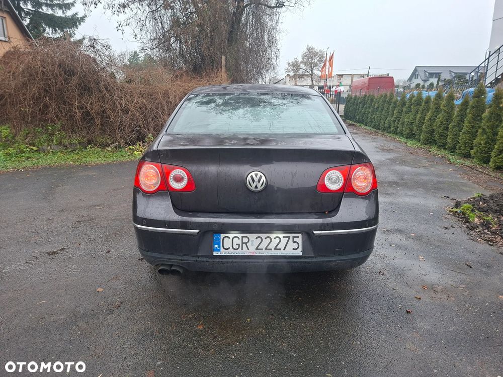 Volkswagen Passat 2.0 FSI Individual - 4