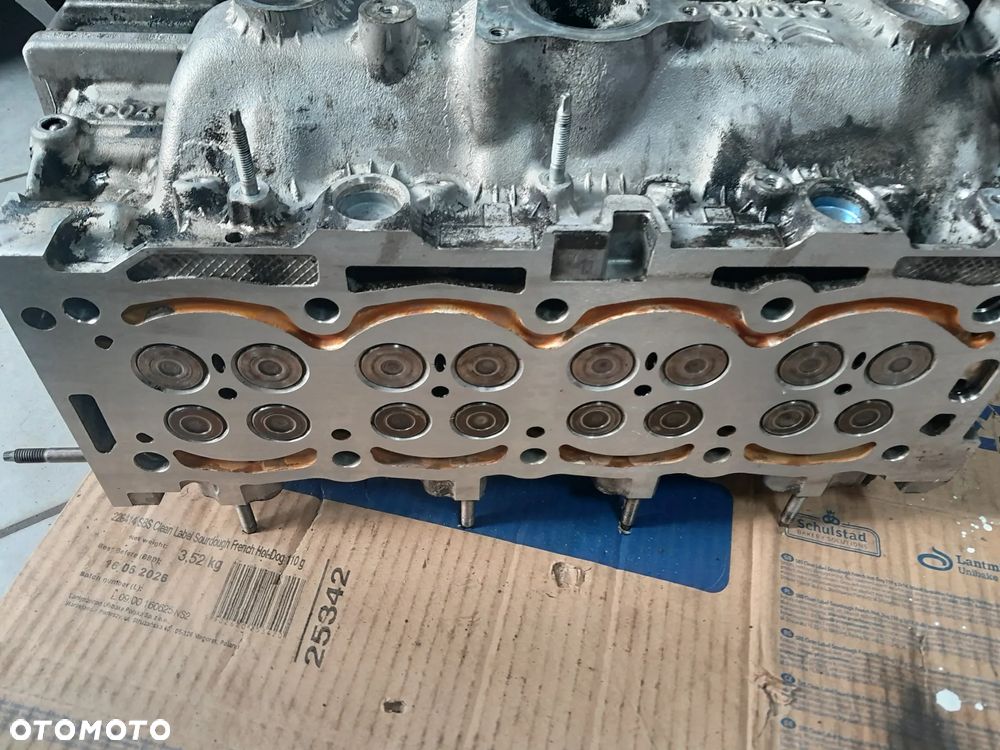 Głowica kompletna Peugeot Boxer 2.0 E6 BlueHDI - 1