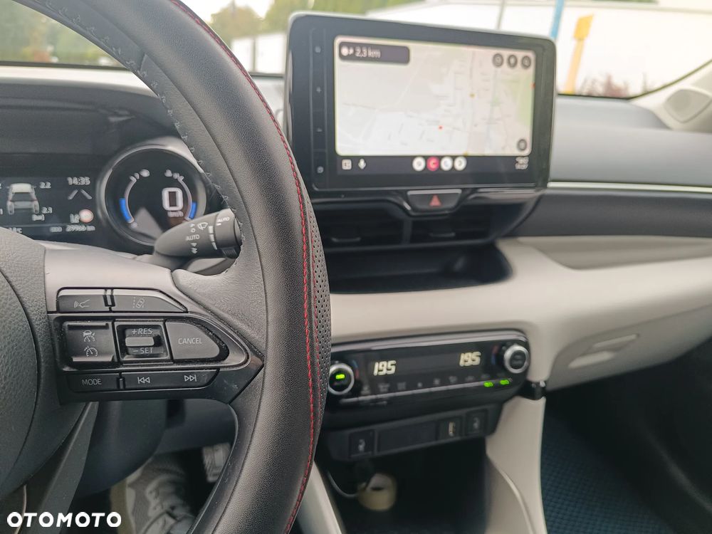Toyota Yaris - 15