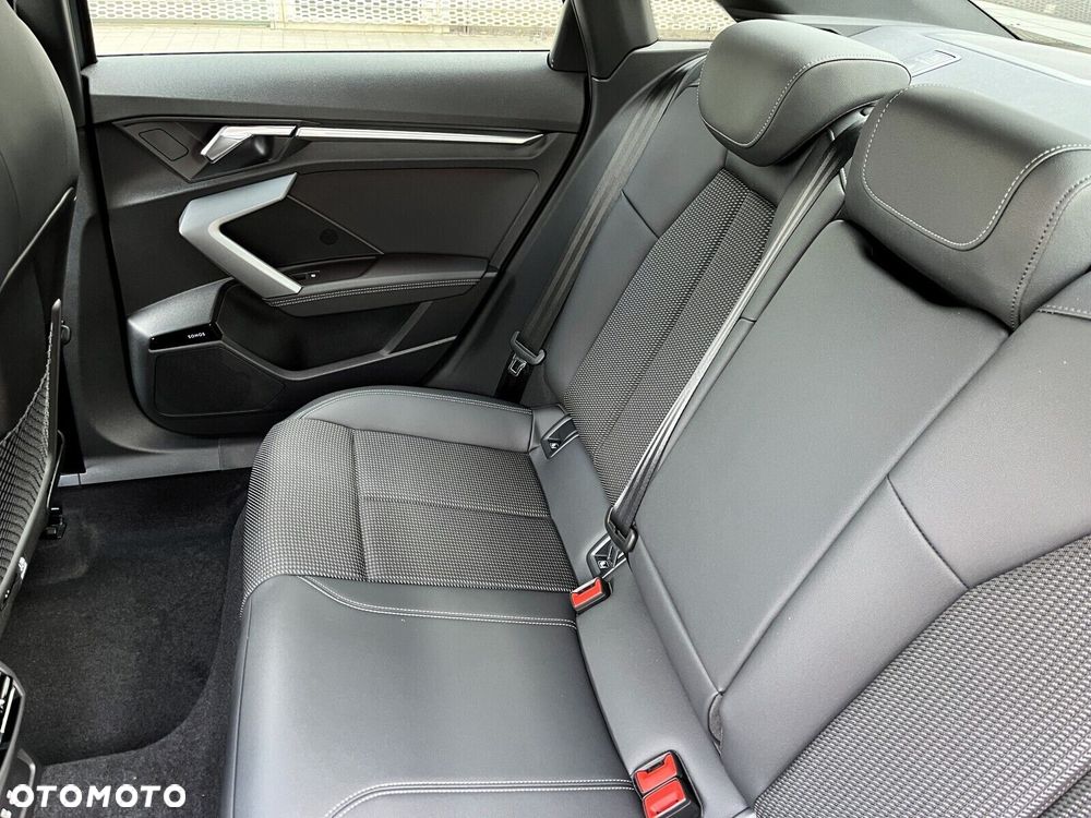 Audi S3 Limousine - 24