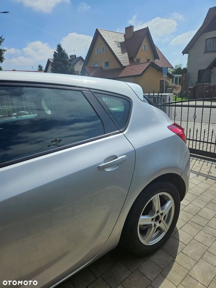 Opel Astra 1.7 CDTI Enjoy - 5