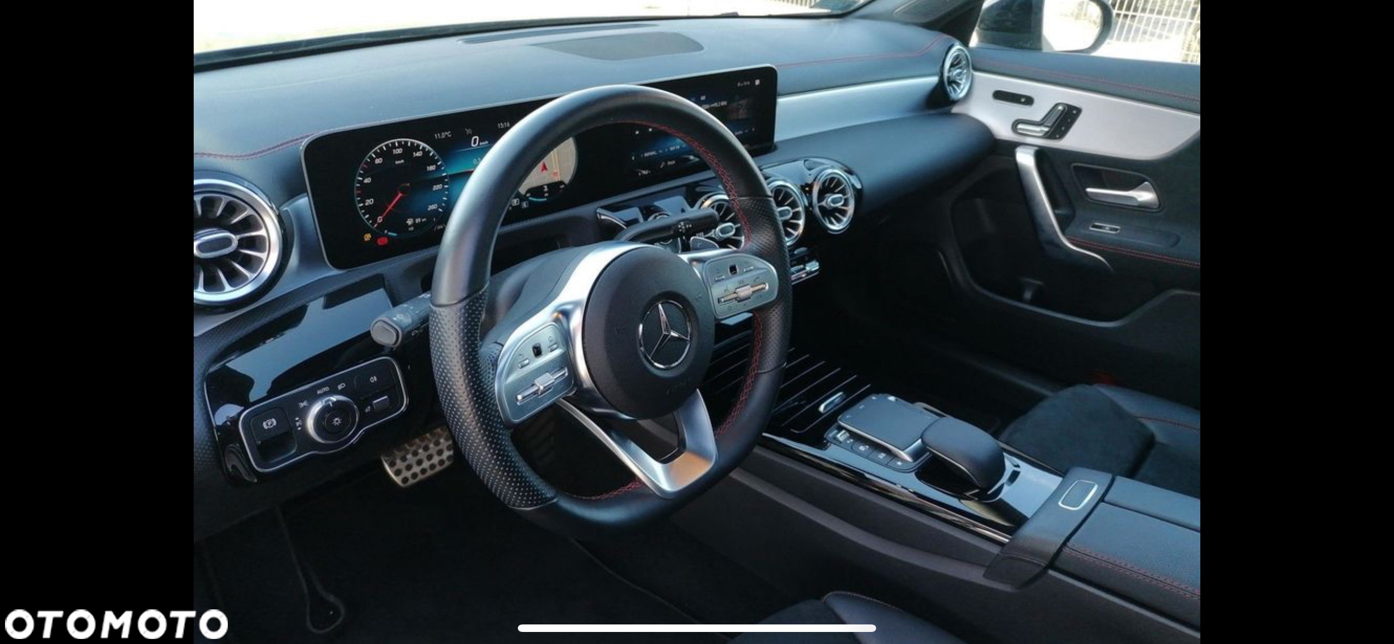 Mercedes-Benz CLA 220 4-Matic AMG Line 7G-DCT - 17